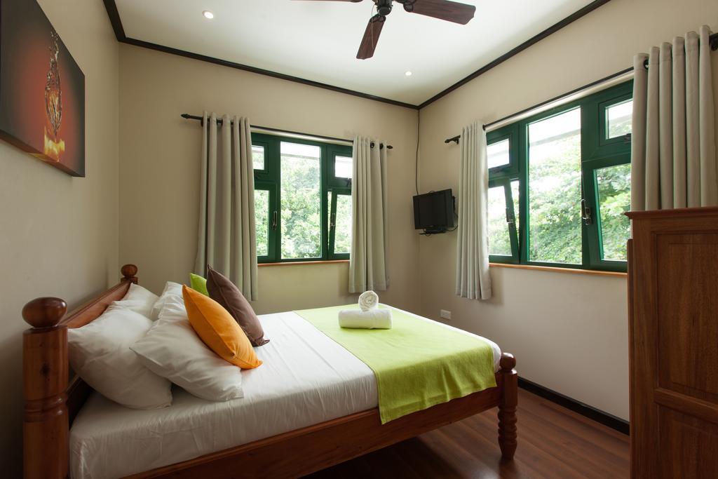 Bed and Breakfast La Kaz Safran Ла-Диг Номер фото
